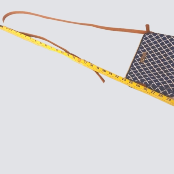 ❤️Like New! Kenneth Cole Reaction Crossbody Bag - Picture 14 of 14